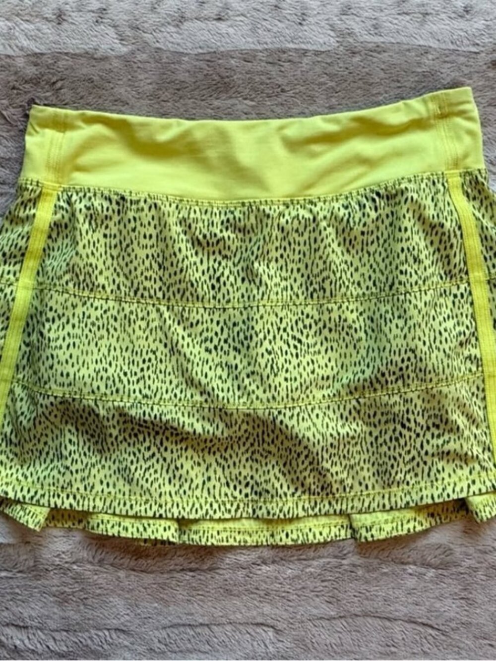 Lululemon Pace Rival Skirt Il in Dottie Dash Clarity Yellow Black Size 6Tall